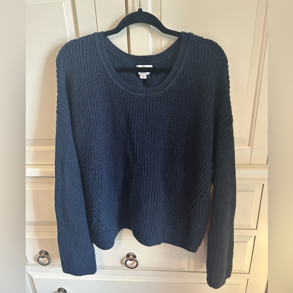 Women’s sweater